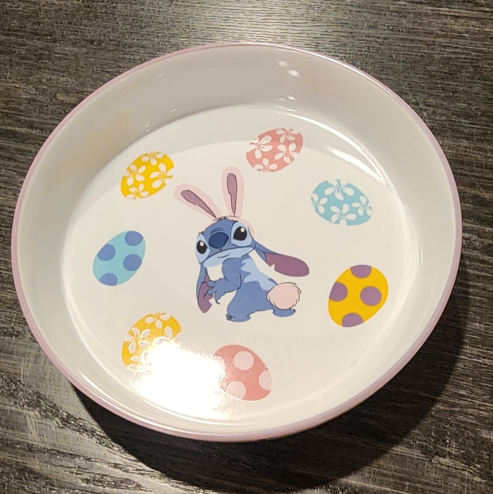 New Round Stitch Easter baking dish